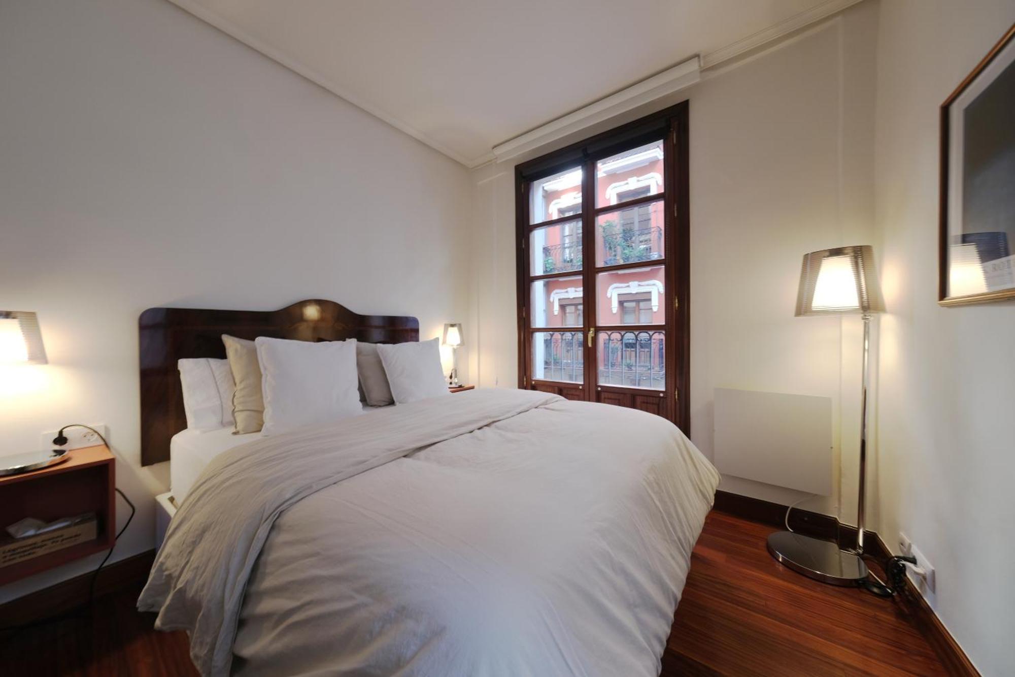 בילבאו Cornerstone, Apartamento En Casco Viejo מראה חיצוני תמונה